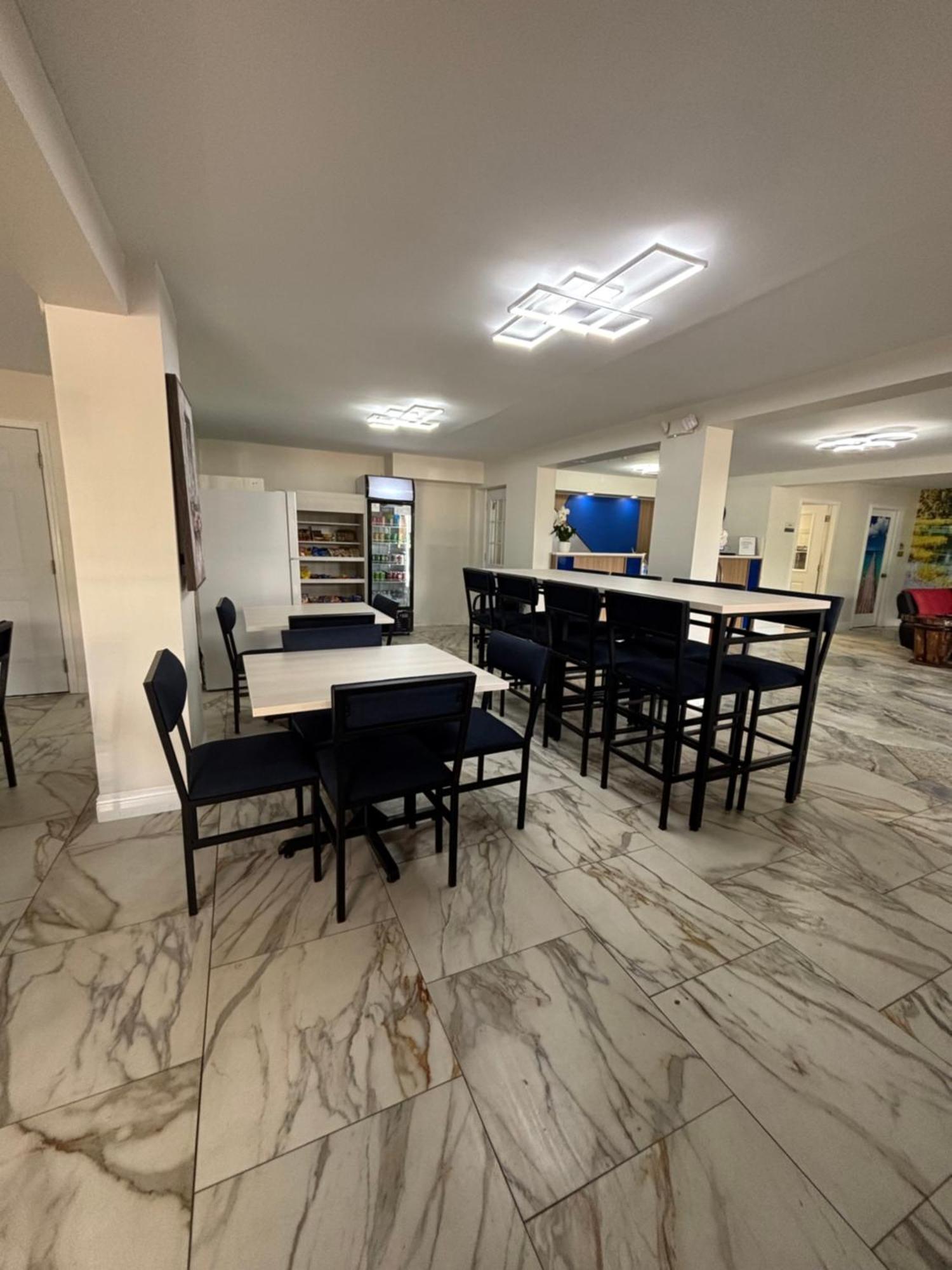 High Springs Inn Soon To Be Clarion Pointe Alachua Extérieur photo